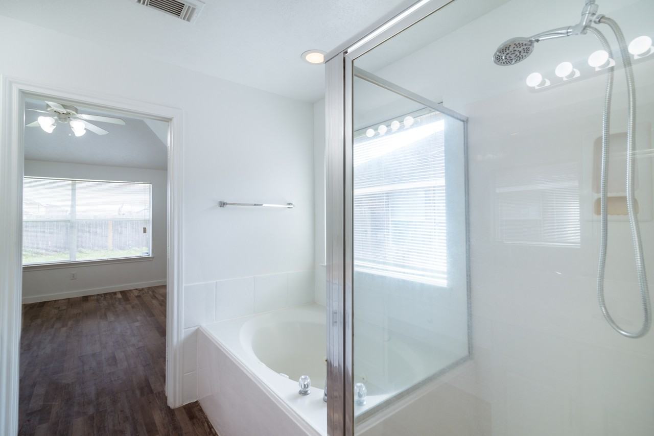 2707 Troy Dr #1 - Photo 5 of 20