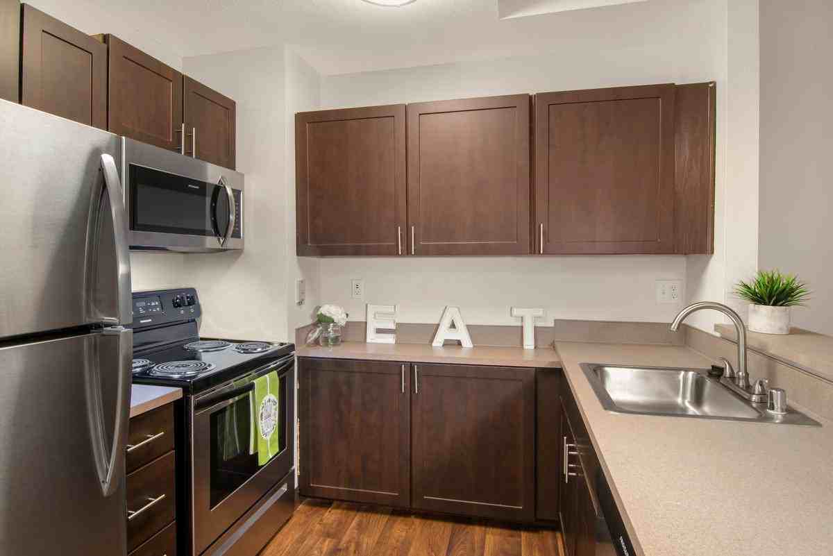 11301 Ne 7th St - Photo 7 of 23