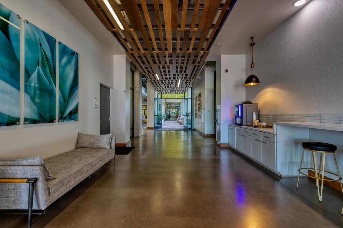 350 East Congress Street - Photo 2 of 50