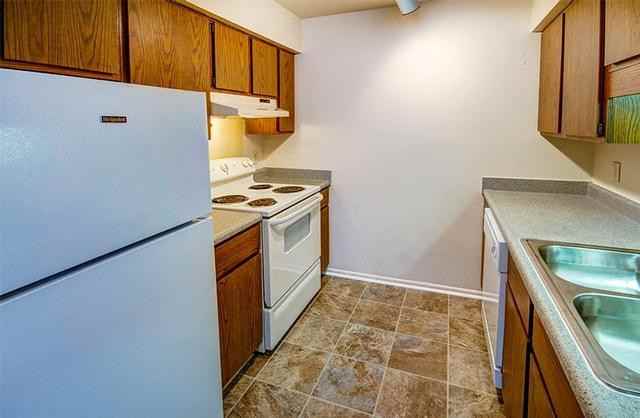 5569 Ryewyck Ct