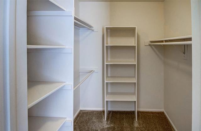 5569 Ryewyck Ct