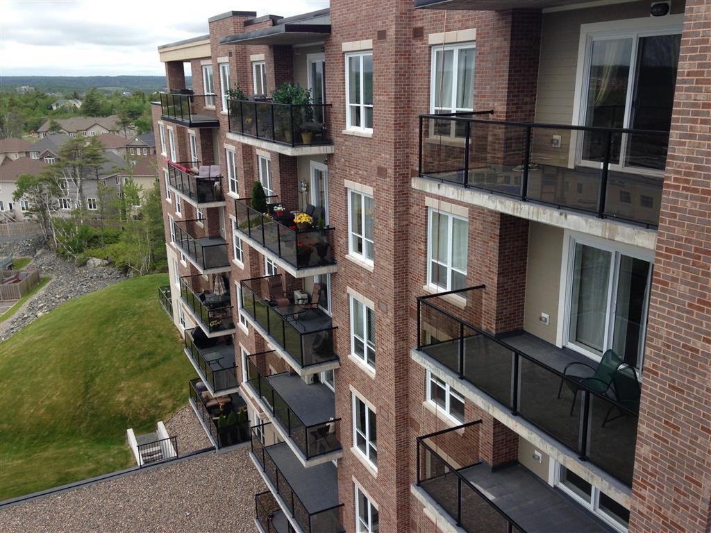 Royal Gardens Apartments 671 Larry Uteck Blvd, Halifax, NS B3M 0J6