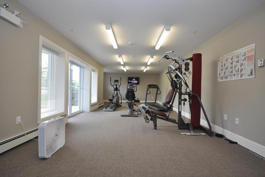 Royal Gardens Apartments 671 Larry Uteck Blvd, Halifax, NS B3M 0J6