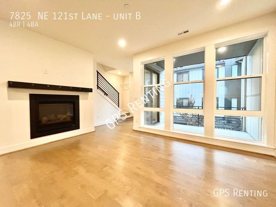 7825 Ne 121st Ln #B - Photo 2 of 21