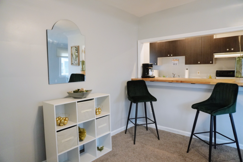 217 S Hamilton St - Photo 3 of 10