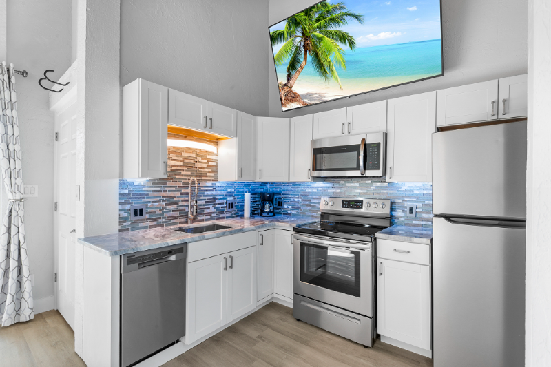 2077 Corner Lake Dr - Photo 2 of 21