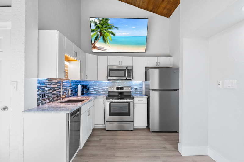 2077 Corner Lake Dr - Photo 3 of 21