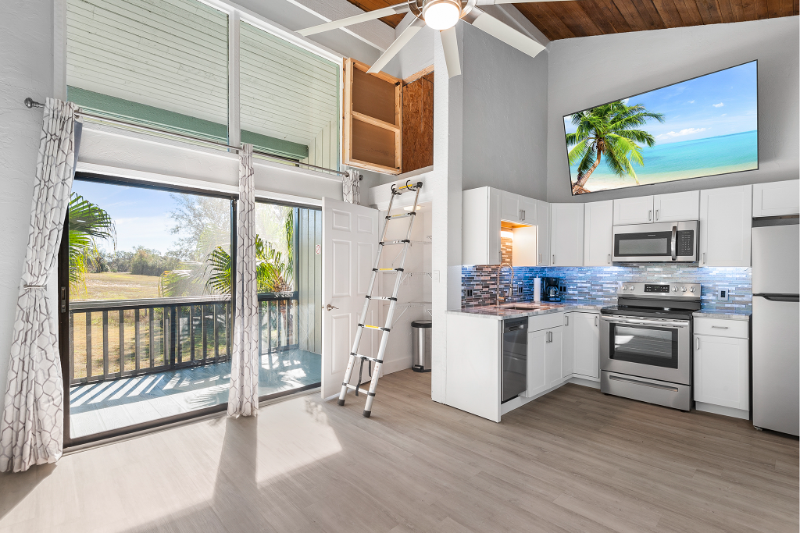 2077 Corner Lake Dr - Photo 5 of 21