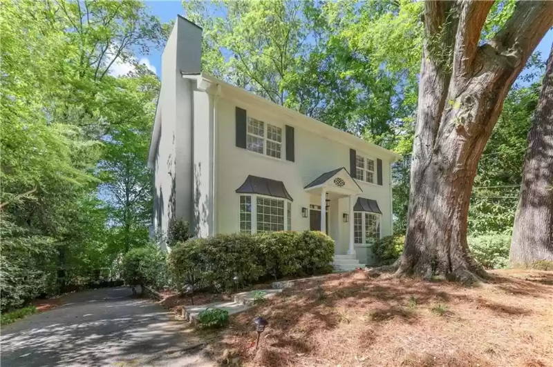 3346 Mathieson Dr Ne - Photo 2 of 33