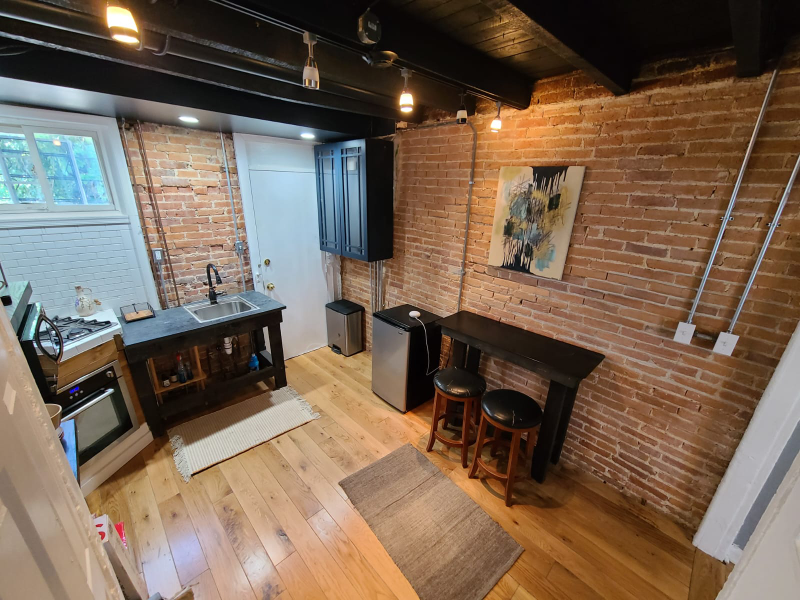 1607 Lemmon St #1607 - Photo 3 of 16