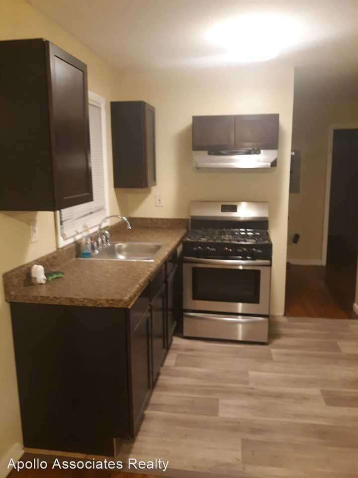3459 Fairlane Dr Nw - Photo 3 of 9