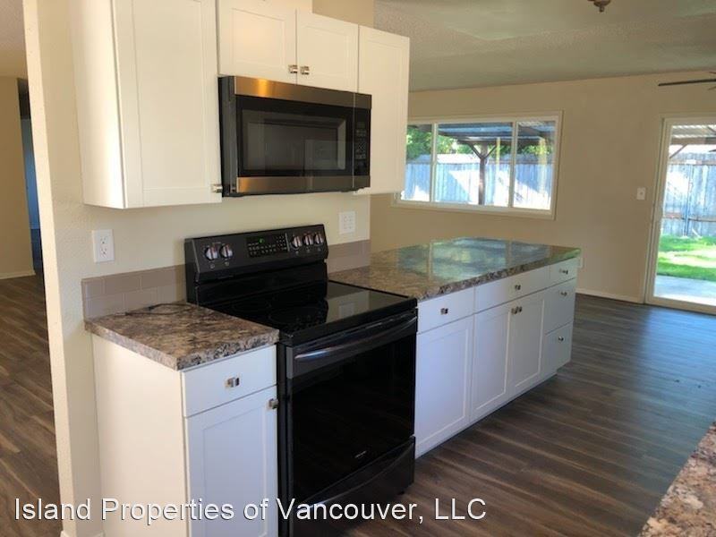 718 Se 100th Ave - Photo 2 of 22