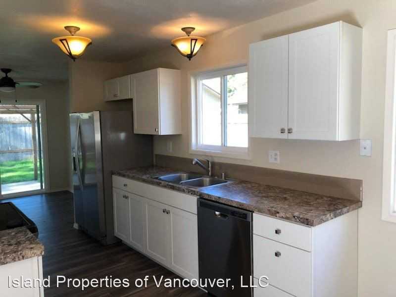 718 Se 100th Ave - Photo 3 of 22