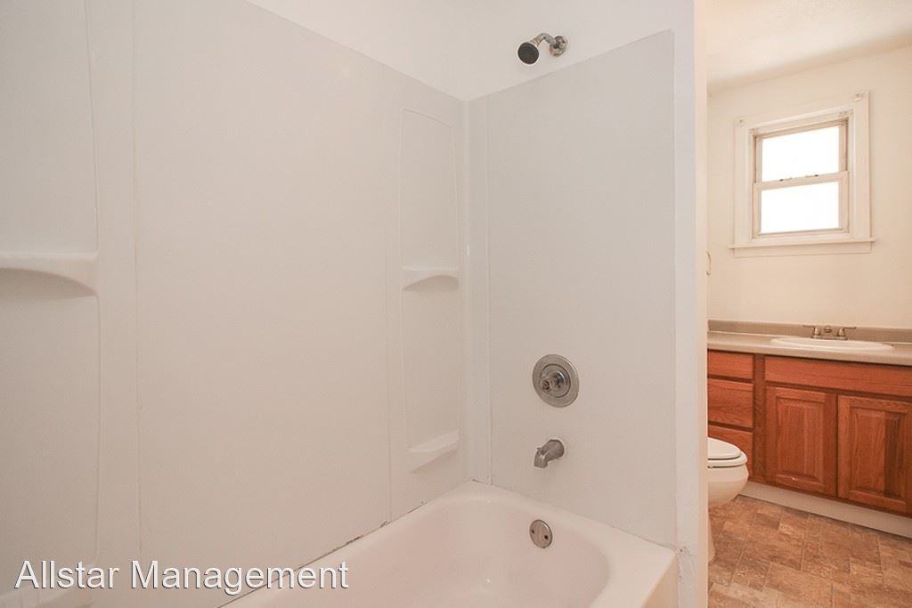 736 Bettes Ave - Photo 2 of 28
