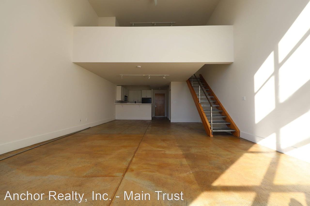 3338 17th Street - Photo 3 of 12