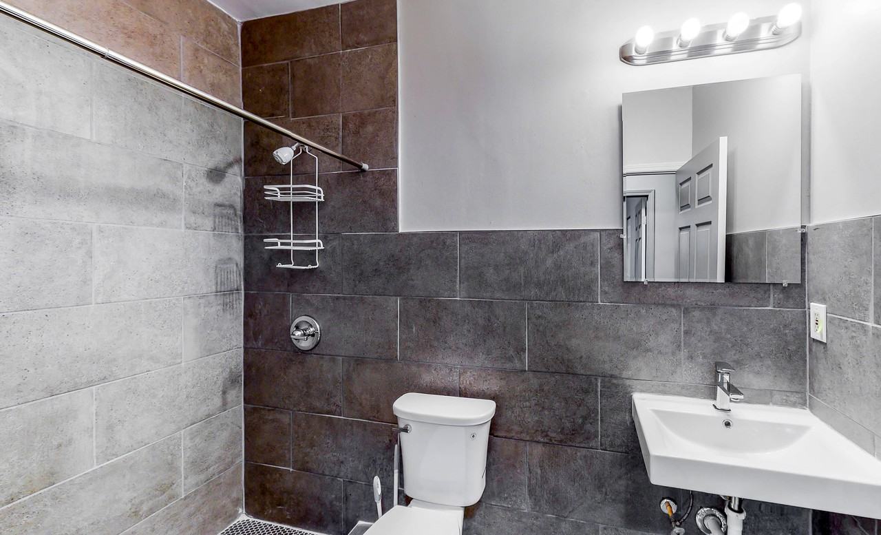 Parsons St Sw - Photo 4 of 12