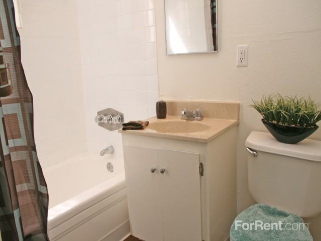 Fullerton Court - Photo 2 of 24