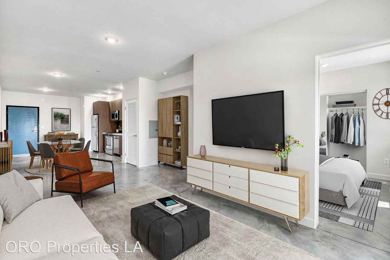 751 Valencia Street - Photo 2 of 5