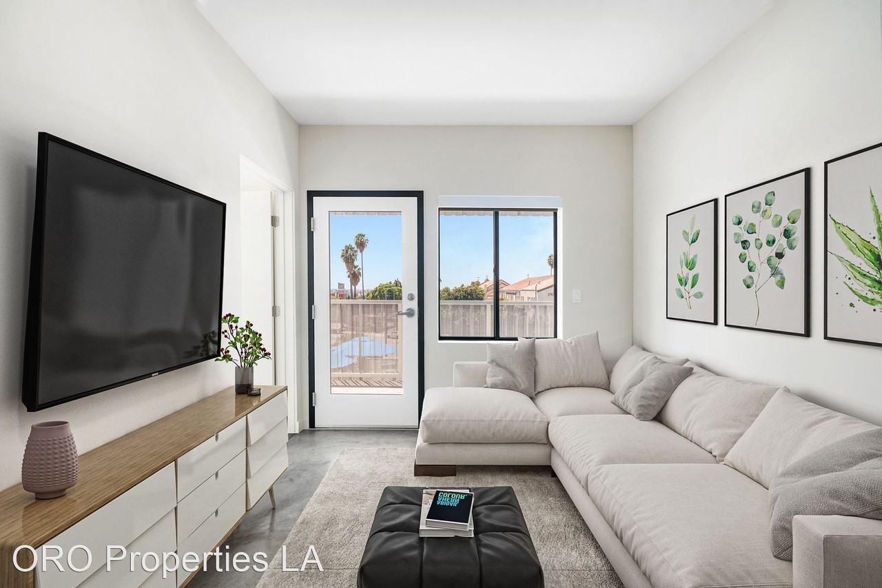 751 Valencia Street - Photo 3 of 5