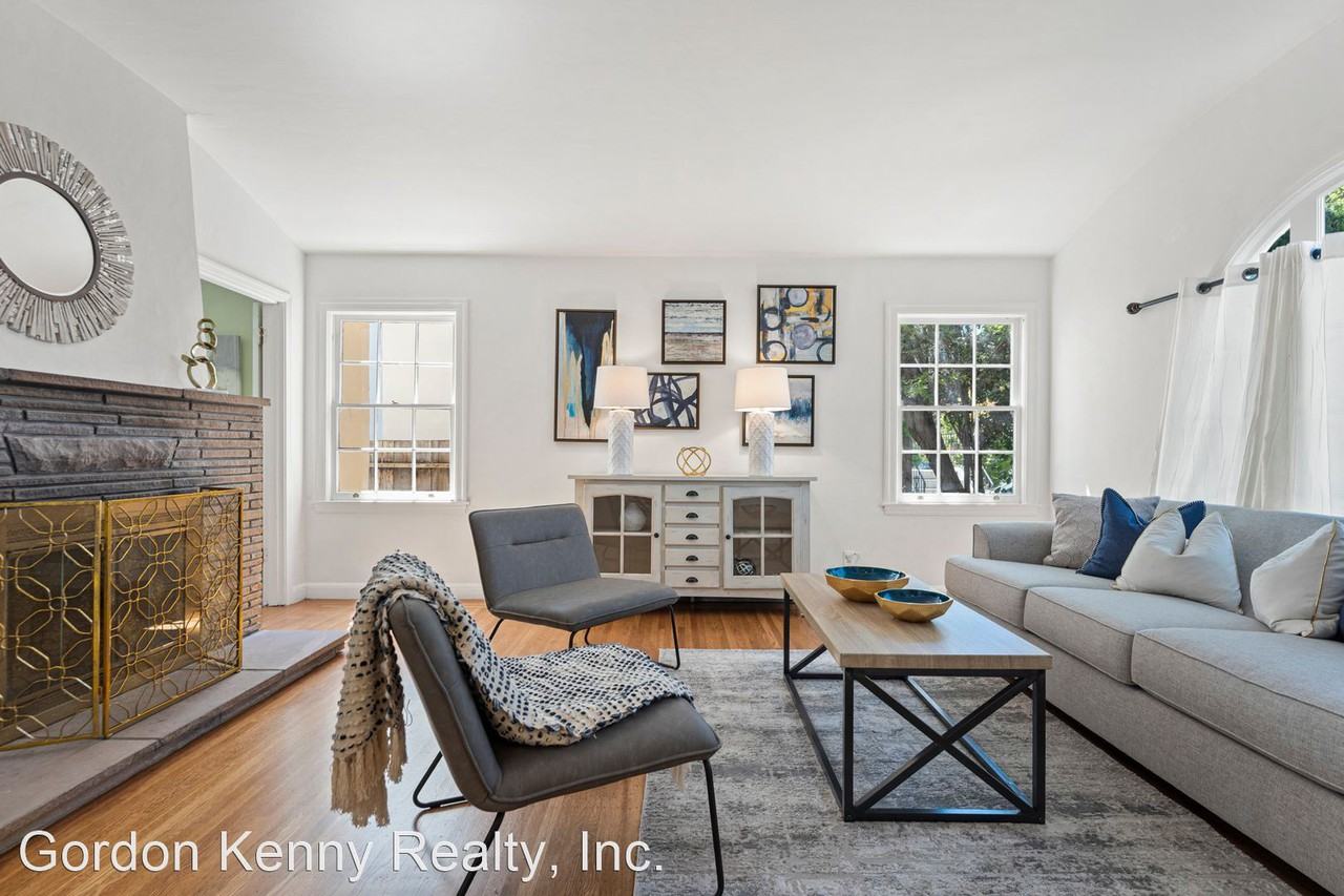 132 Dwight Rd - Photo 2 of 37