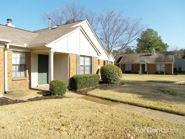 Apartments at Hedgerow - Photo 3 of 29