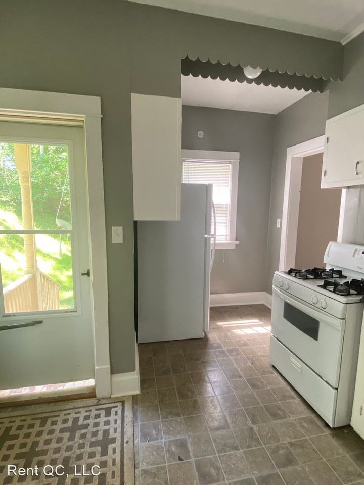 1916 11th Avenue A - Photo 2 of 16