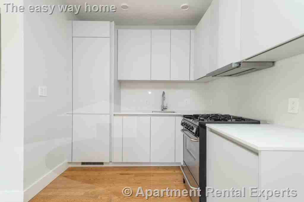 123 Highland Ave #26 - Photo 2 of 8