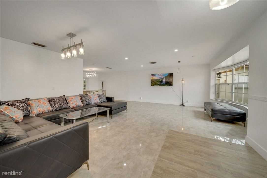 4115 Madison St - Photo 2 of 20