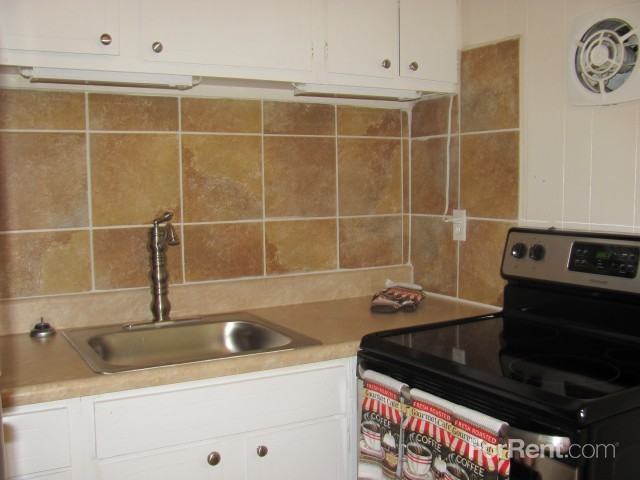 Southgate - Photo 2 of 14