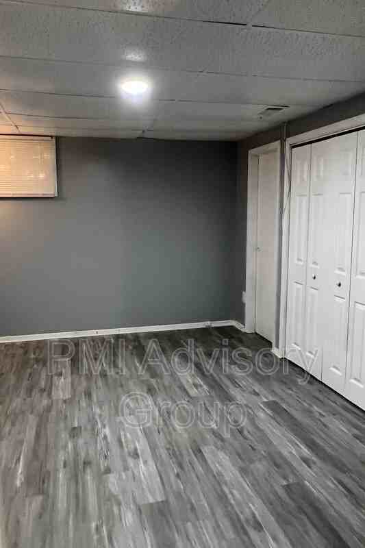 412 Sw 14th St #B - Photo 3 of 10