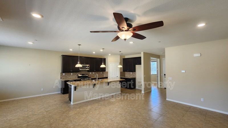 84360 Falco Court - Photo 5 of 47