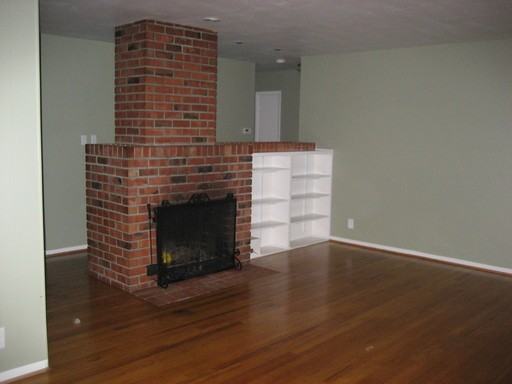 460 Richlee Dr - Photo 2 of 5