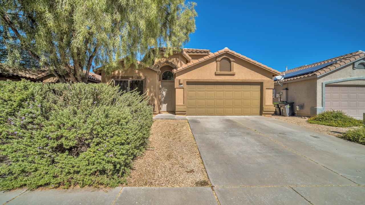 492 W Calle Paso Suave - Photo 2 of 21