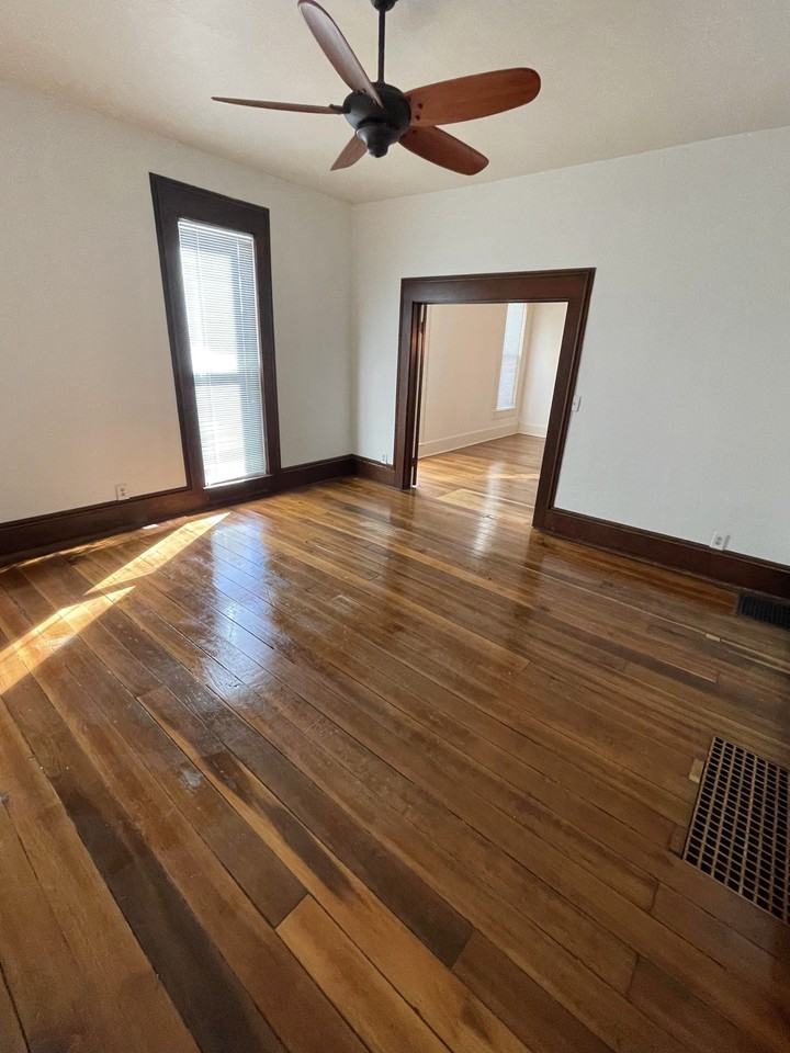 5859 E 100 N - Photo 3 of 21