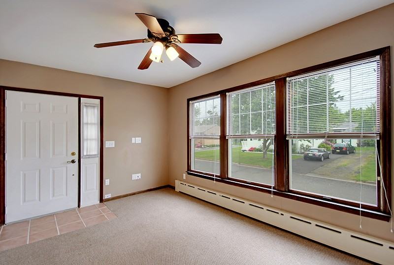 11 Sydney Pl - Photo 3 of 12