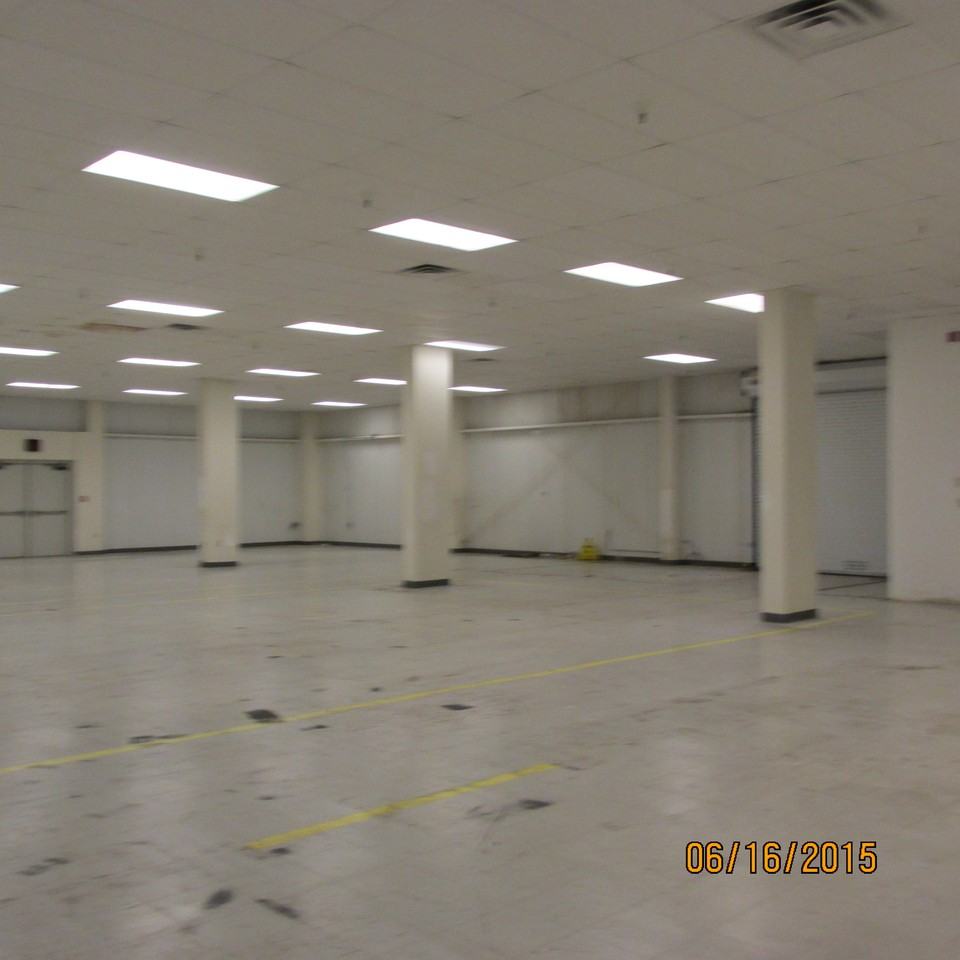 357 Industrial Dr - Photo 3 of 31