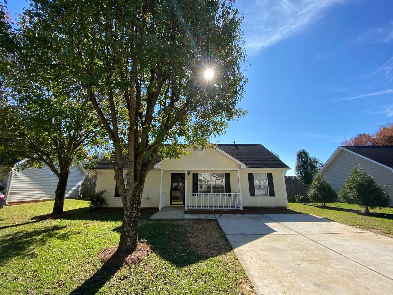 5732 Justins Forest Dr - Photo 2 of 15