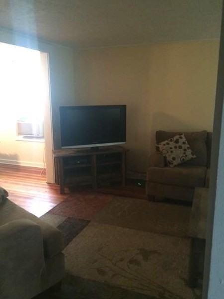 21 Menand Rd - Photo 3 of 12