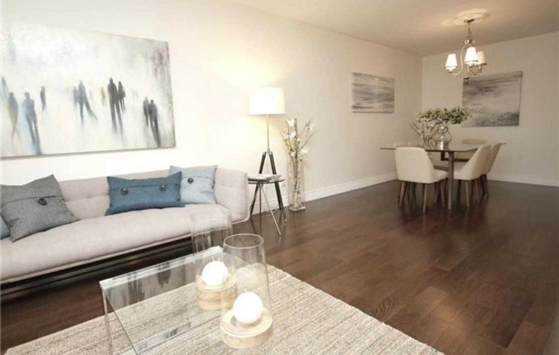 3423 Queenston Drive - Photo 3 of 9