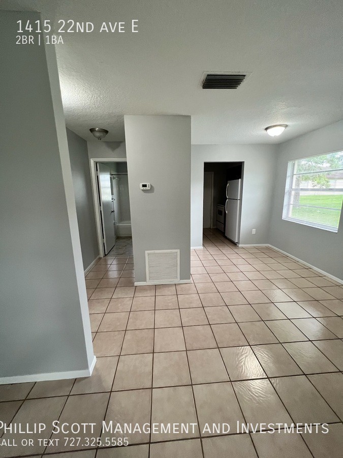 1415 22nd Ave E - Photo 3 of 12