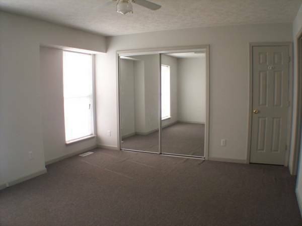 208 3rd Ave - Photo 3 of 6