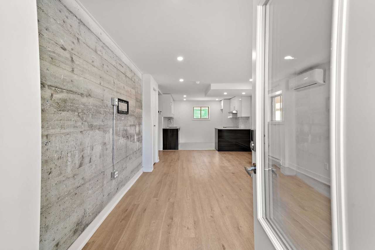 12280 12280 AG Boulevard Riviriere des Prairies - Photo 3 of 13