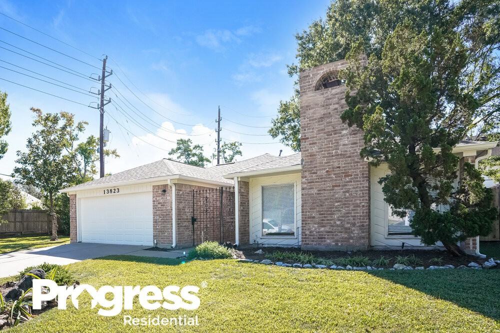 13823 Swiss Hill Dr - Photo 3 of 21