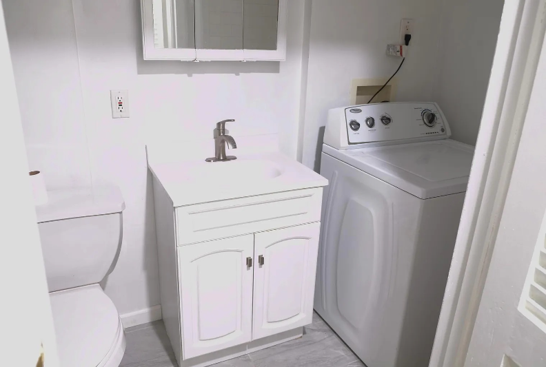 27 Monroe St - Photo 3 of 15