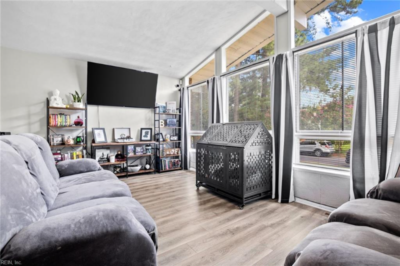 5509 Sandpiper Ln - Photo 2 of 24