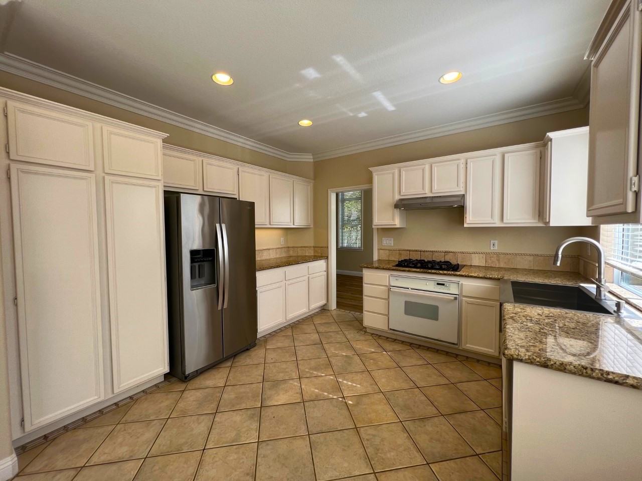 60 Elderwood - Photo 2 of 33