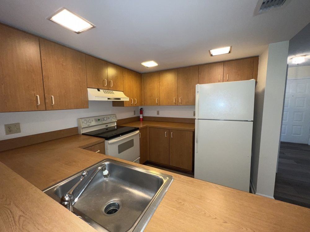 Sw 70th St - Photo 3 of 13