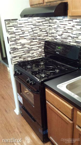 Parker Place Apartments - Photo 2 of 4