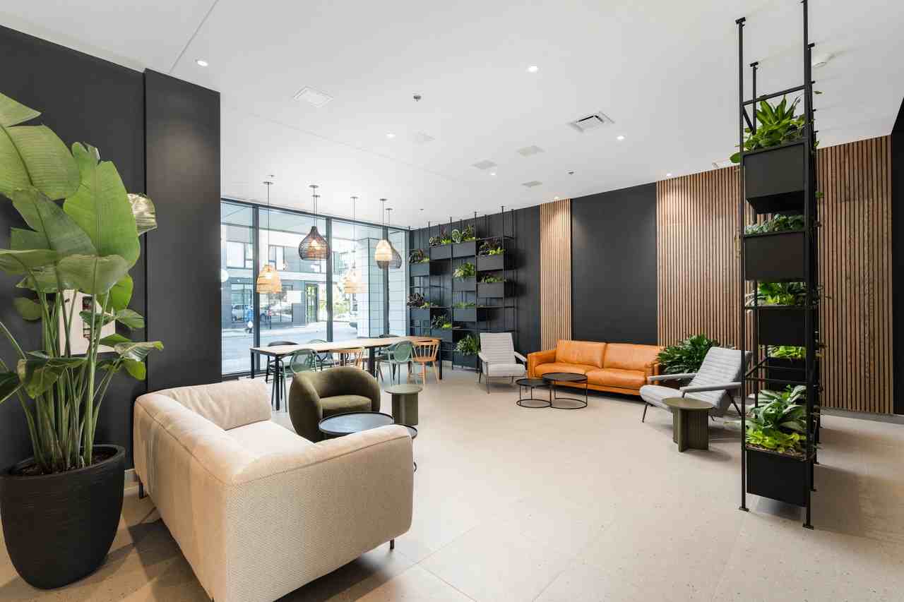 2180 Rue St-Catherine E. - Photo 3 of 22