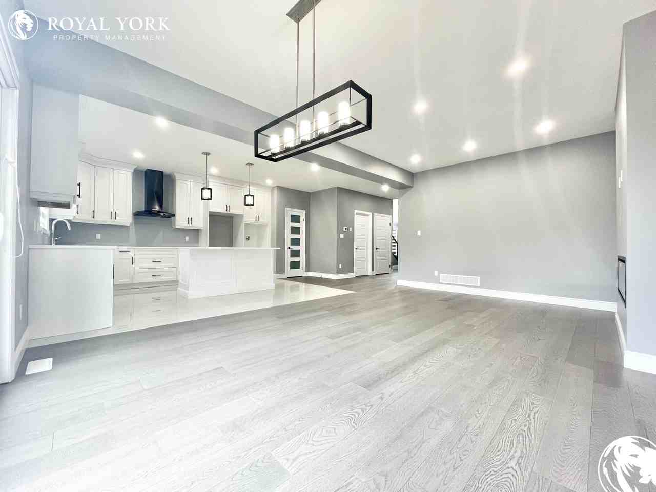 244 Knott Dr - Photo 3 of 43